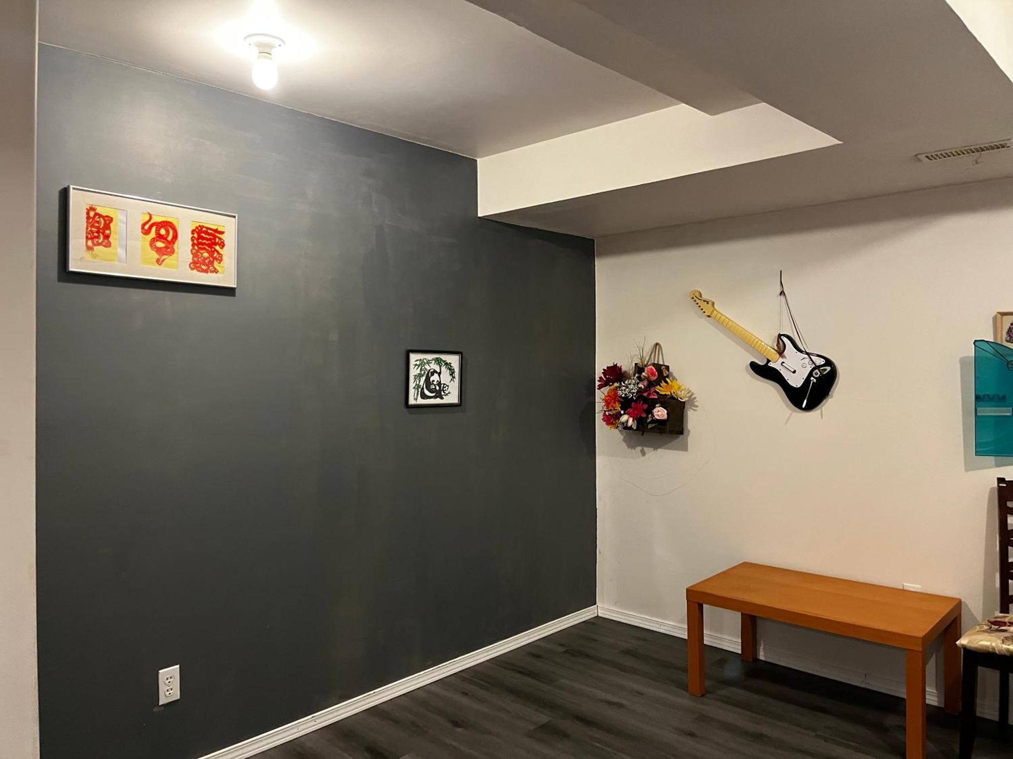 Hidden Valley New Basement With Private Bathroom!