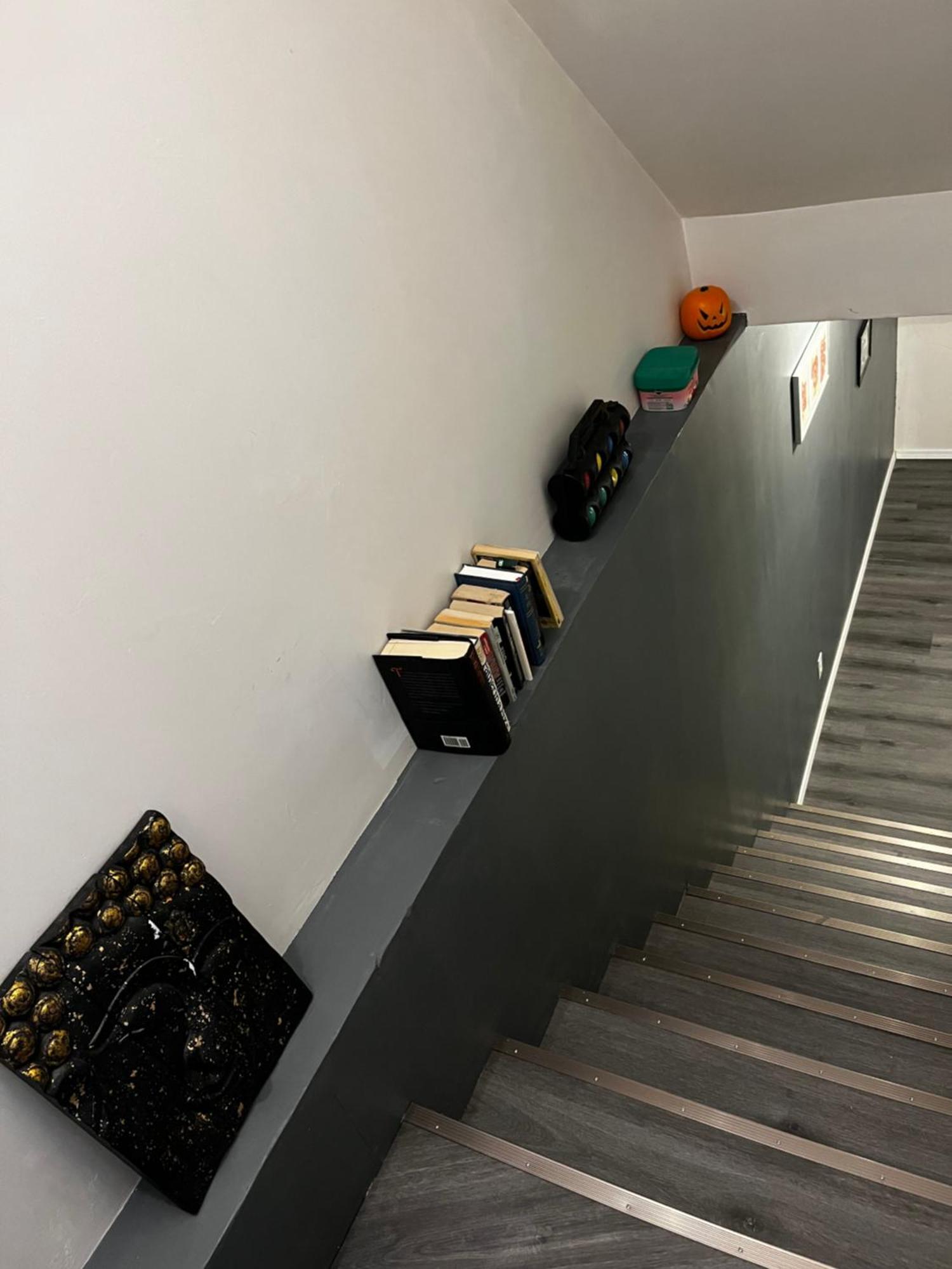 Homestay Hidden Valley New Basement With Private Bathroom! *